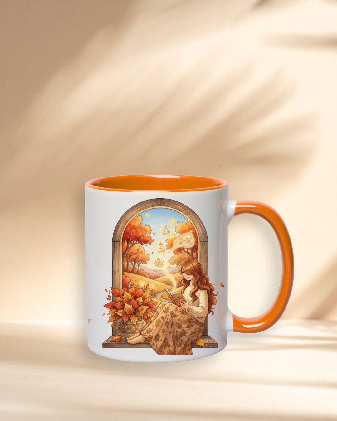 Tazza in ceramica bianca cin interno arancione. Grafica autunnale